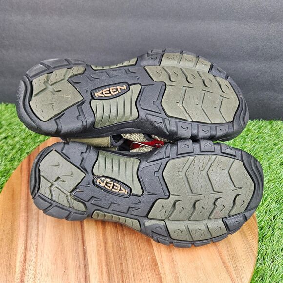 Keen Newport H2 Waterproof Sandal Men’s Size 8.5 Olive Green Black Hiking Shoes main image 8